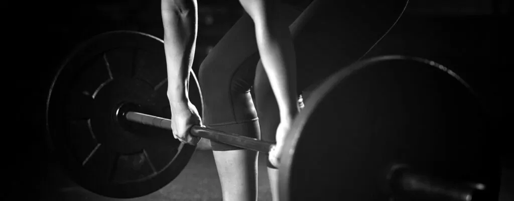 Lifting Strong, Protecting Knees: Physical Therapy Exercises for Knee Injury Recovery in Weightlifters
